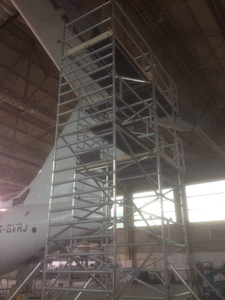 commercial scaffolding for aircraft tail dock