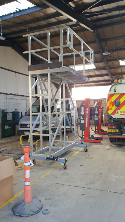 bespoke access platform for vehicle